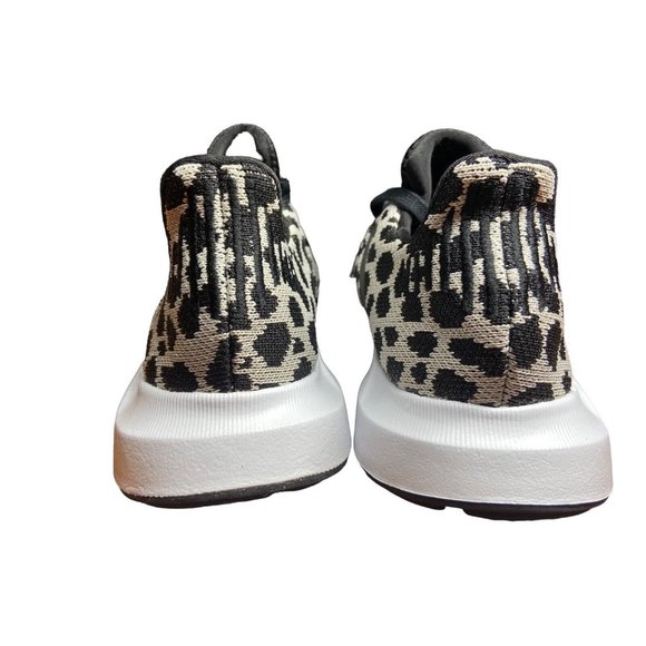 Adidas Women's Swift Run - Size 6 - BD7962 - Picture 6 of 7